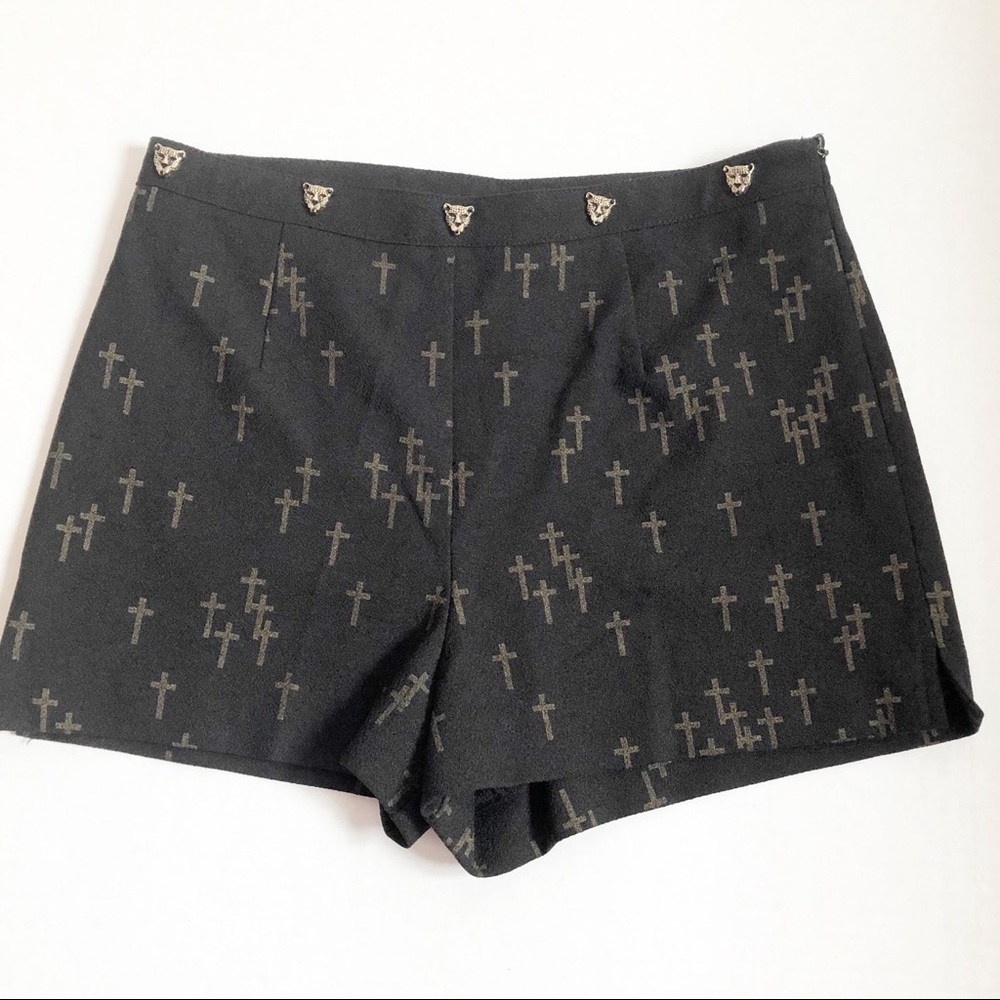 BCNU Black Cross Shorts w/ Leopards Junior Size 3